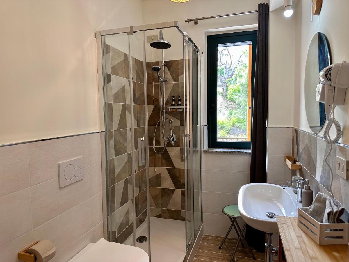 Amuka B&B Santo Stefano di Camastra Buitenkant foto