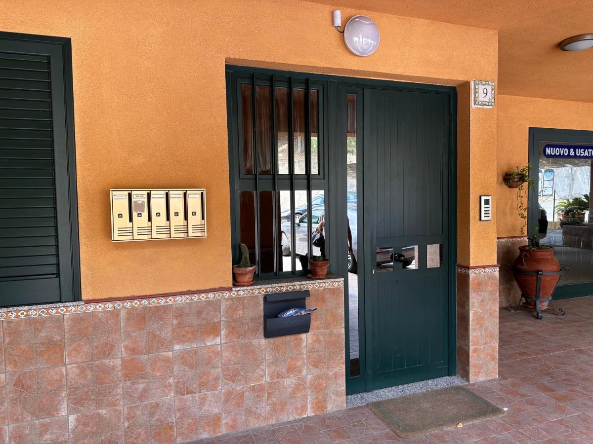 Amuka B&B Santo Stefano di Camastra Buitenkant foto